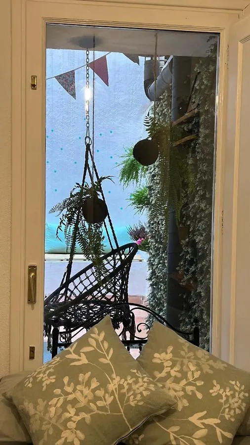 Apartamento Con Encanto Y Terraza En Barri Vell De Girona, El Cul De La Lleona